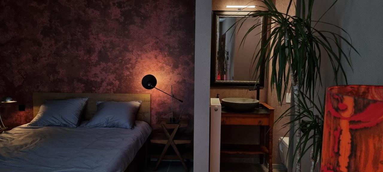 Logies La Chevre Folle - Lodging & Cooking In Style With Shared Kitchen Ostende Exterior foto